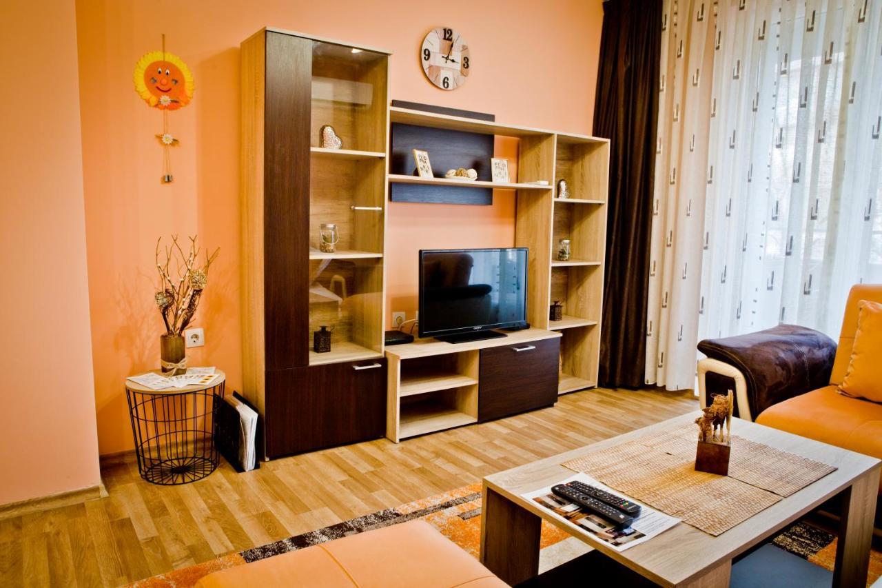 Sunflower Apartment City Center Plowdiw Exterior foto